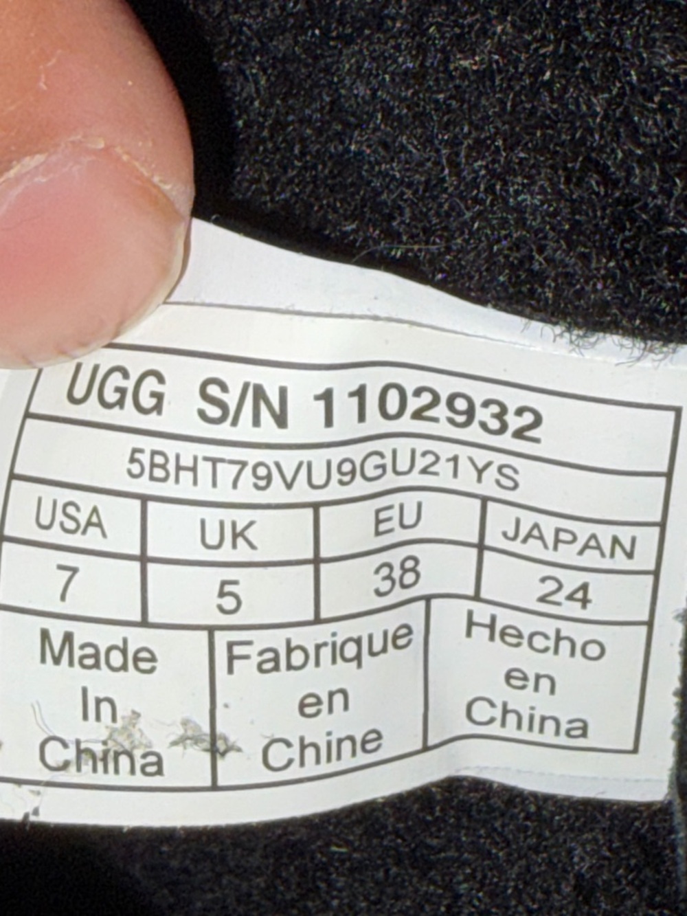 UGG Black Suede Short Shearling Boots with Branded Heel Patch-Size 7 Women’s. - Picture 6 of 8